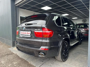 Авто BMW X5 2010 № 8658592