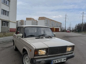 Авто ВАЗ 2107 1995 № 8658844