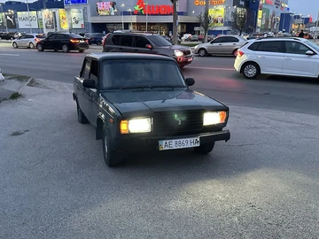 Авто ВАЗ 2107 2002 № 8658857