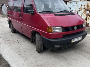 Авто Volkswagen Transporter 2000 № 8659042