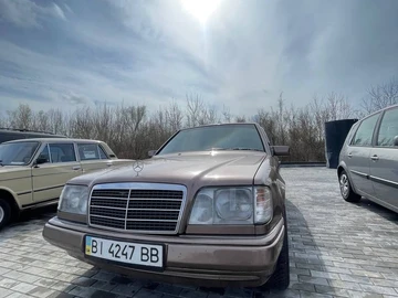 Авто Mercedes W124 1993 № 8659423