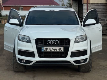 Авто Audi Q7 2013 № 8659431