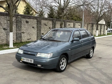 Авто ВАЗ 21112 2004 № 8659443