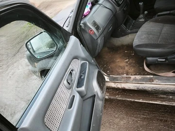 Авто Mitsubishi L 200 2006 № 8659695