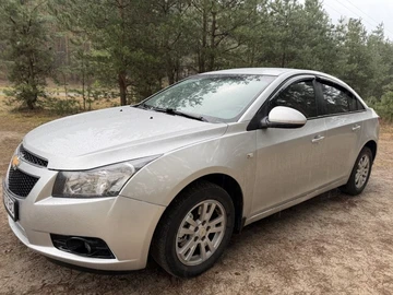 Авто Chevrolet Cruze 2010 № 8659711