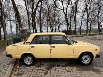 Авто ВАЗ 2105 1984 № 8659723