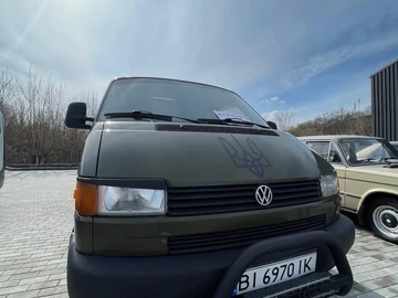 Авто Volkswagen Transporter 1998 № 8659730
