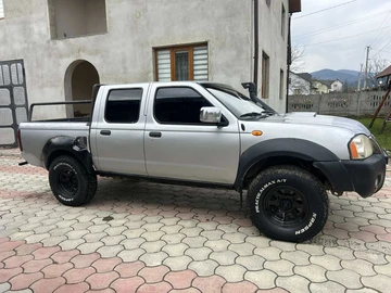 Авто Nissan Navara 2004 № 8660006