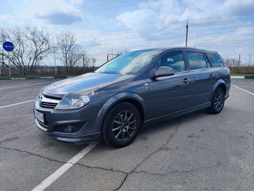 Авто Opel Astra 2010 № 8660013