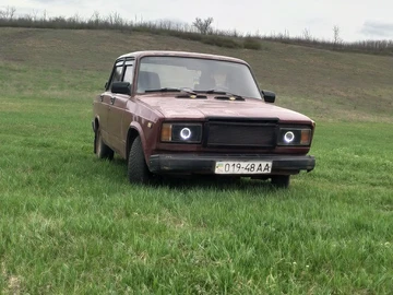 Авто ВАЗ 2107 1991 № 8659997