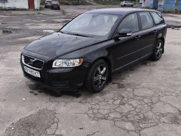 Авто Volvo V50 2009 № 8660078