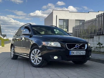 Авто Volvo V50 2012 № 8660080