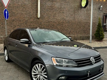 Авто Volkswagen Jetta 2015 № 8660399
