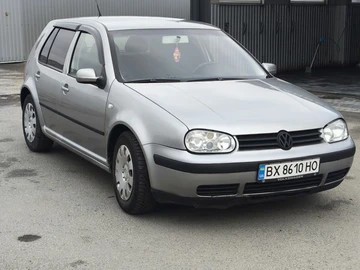 Авто Volkswagen Golf 2003 № 8660412