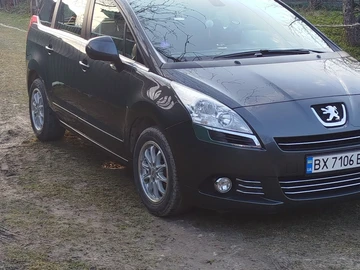 Авто Peugeot 5008 2010 № 8660423