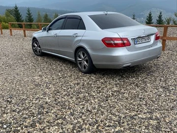 Авто Mercedes E Серия 2012 № 8660809