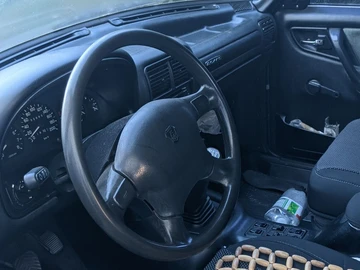 Авто ГАЗ 3110 2003 № 8660810