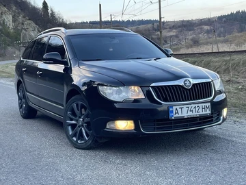 Авто Skoda Superb 2011 № 8660811