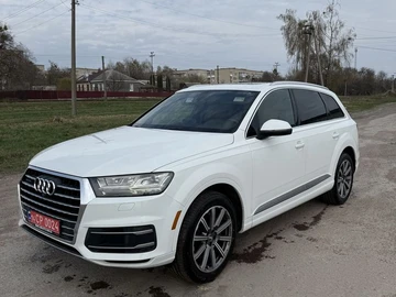 Авто Audi Q7 2017 № 8660817