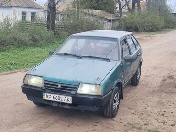 Авто ВАЗ 2109 1997 № 8660840