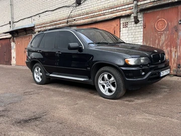 Авто BMW X5 2002 № 8661100