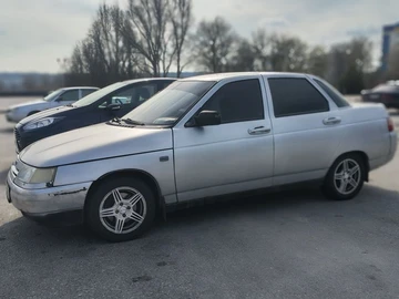 Авто ВАЗ 21104 2005 № 8661107