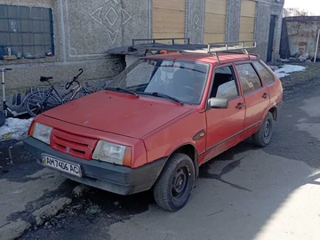 Авто ВАЗ 2109 1996 № 8661157