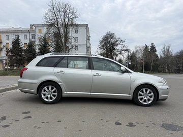 Авто Toyota Avensis 2005 № 8661675