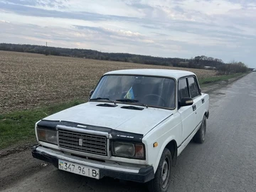 Авто ВАЗ 2107 1992 № 8661838