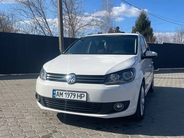 Авто Volkswagen Touran 2010 № 8661854