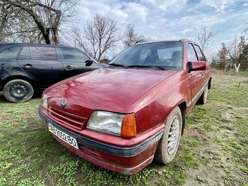 Авто Opel Kadett 1991 № 8662050