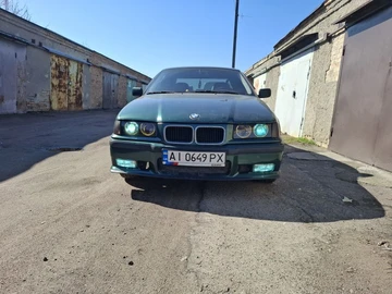 Авто BMW 3 Серия 1996 № 8662234