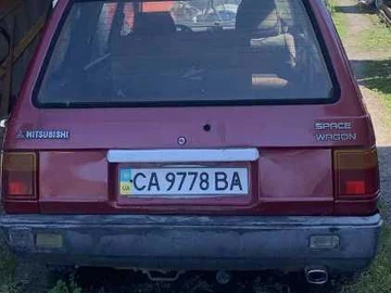 Авто Mitsubishi Space Wagon 1986 № 8662506