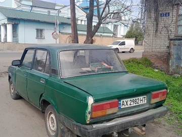 Авто ВАЗ 2107 2007 № 8662507