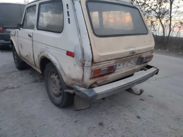 Авто ВАЗ 2121 1990 № 8662544