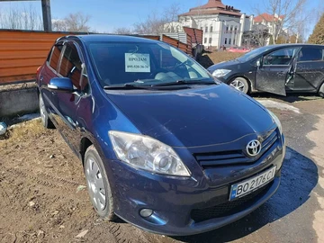 Авто Toyota Auris 2010 № 8662549