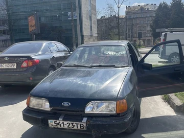 Авто Ford Sierra 1988 № 8662783