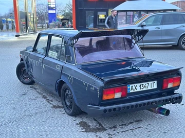 Авто ВАЗ 2107 1985 № 8662799