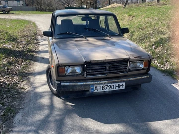 Авто ВАЗ 2107 1995 № 8663033