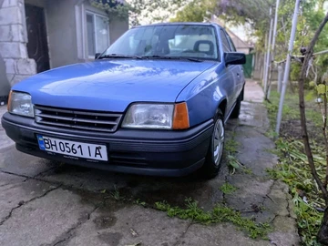 Авто Opel Kadett 1991 № 8663047