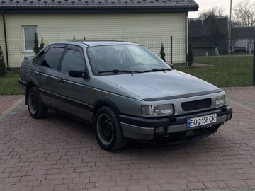 Авто Volkswagen Passat Sedan 1990 № 8663106