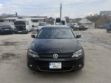 Авто Volkswagen Jetta 2011 № 8663145