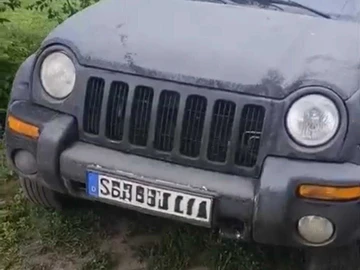 Авто Jeep Liberty 2003 № 8663345