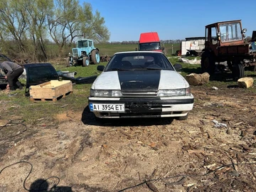 Авто Mazda 626 1990 № 8663408