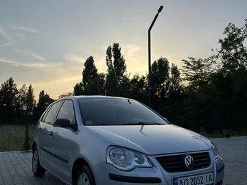 Авто Volkswagen Polo 2004 № 8663443