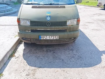 Авто Volkswagen Transporter 1998 № 8663471