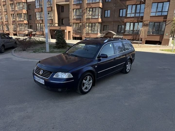 Авто Volkswagen Passat Variant 2001 № 8663676