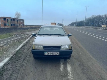 Авто ВАЗ 2108 1991 № 8663807
