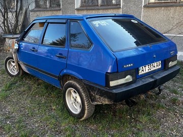 Авто ВАЗ 2109 1992 № 8664050