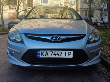 Авто Hyundai I30 2010 № 8664354